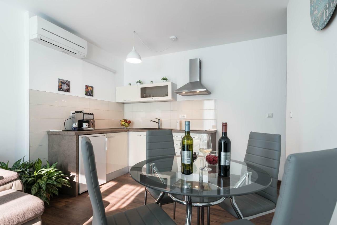 City Market Apartments PUY Exterior foto